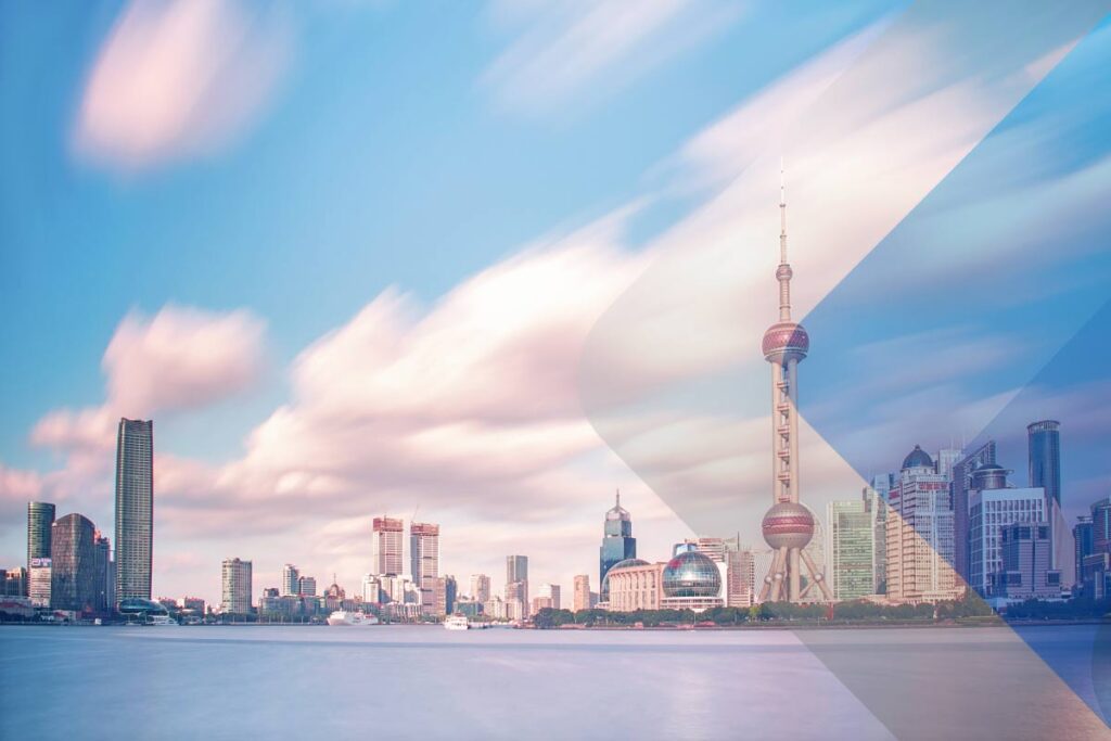 Archivbild von Shanghai als Beilage zu einem Artikel über Alternativen zur Einstellung von US-Tech-Fachkräften.