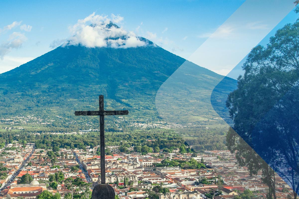 Foto de Antígua para acompanhar artigo sobre PEO na Guatemala EOR