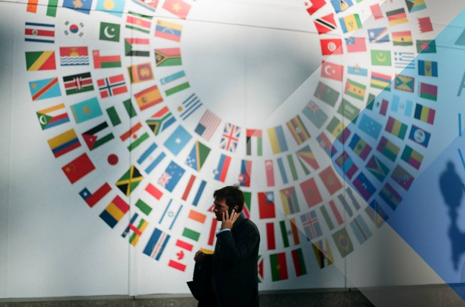 Challenges of international expansion by Markus Krisetya on Unsplash flags