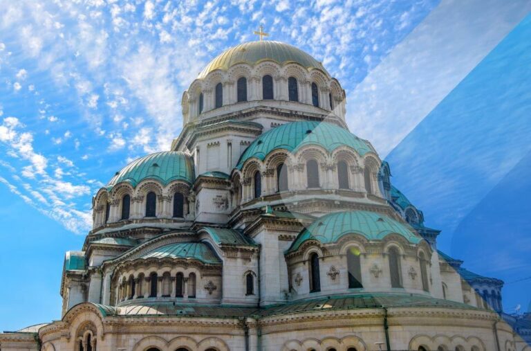 Sofia Cathedral to illustrate article on employer of record in Bulgaria by Ivan Nedelchev on Unsplash