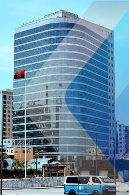 Um EOR em Angola pode contratar profissionais em seu nome, para que você não precise criar uma entidade local e possa ter rapidamente membros da equipe local.