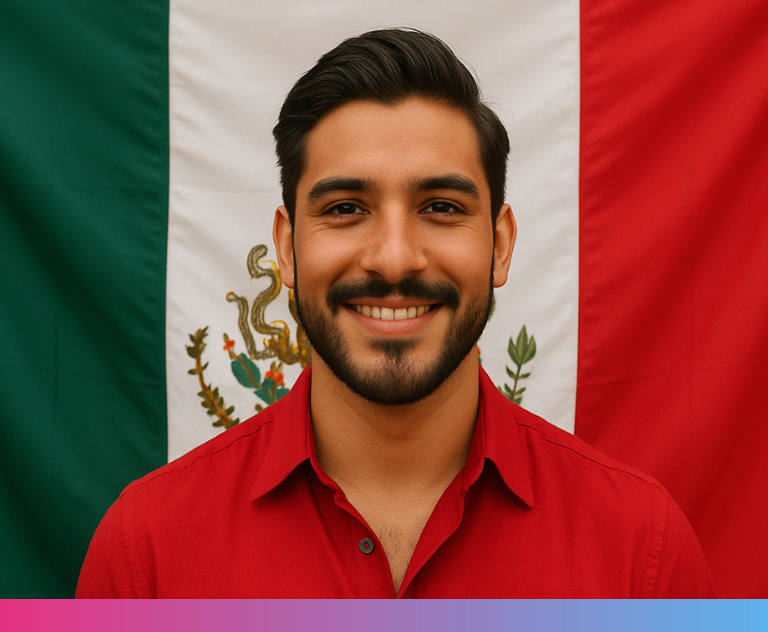 Professional representing Mexico’s skilled workforce, showcasing the country’s growing role as a key destination for hiring LATAM talent through Serviap Global.