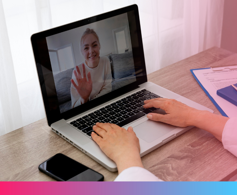 Employer of Record EOR model for compliant international hiring during visa processing pauses